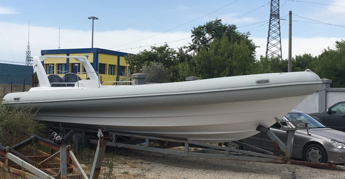 E FUNDIT/ Bllokohet skafi në qytetin bregdetar, procedohen penalisht 2 vëllezër