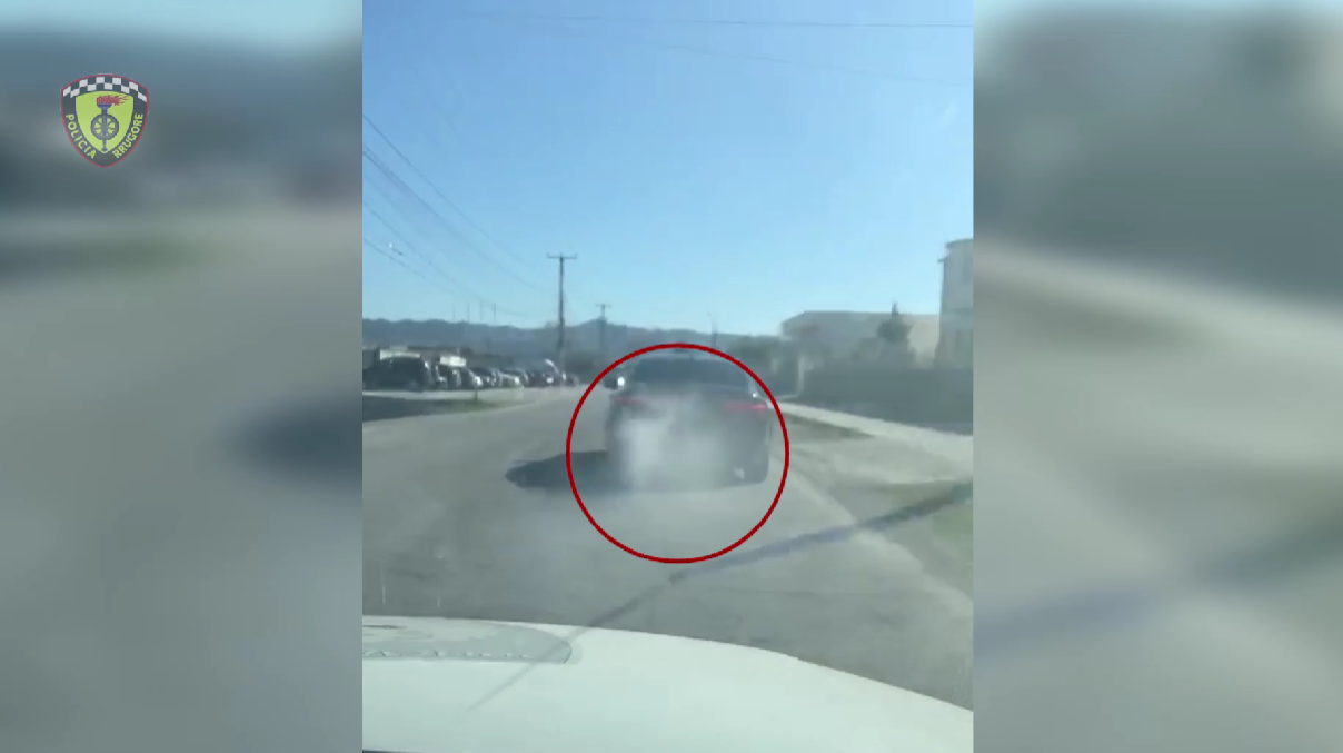 Përdornin automjete që ndotnin ajrin, policia e Durrësit ndëshkon keq shoferët (VIDEO)