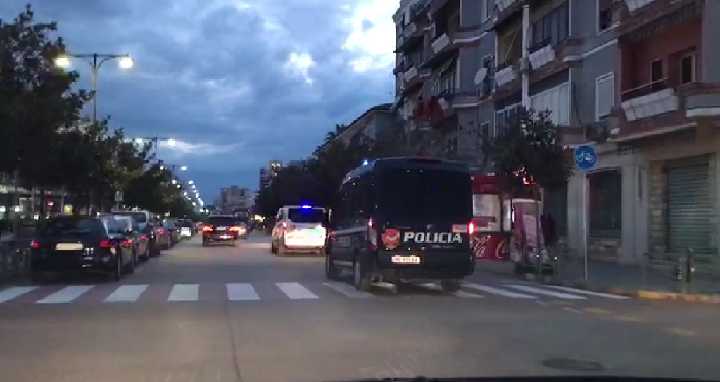 Çfarë po ndodh? FNSH dhe Shqiponjat aksion “blic”