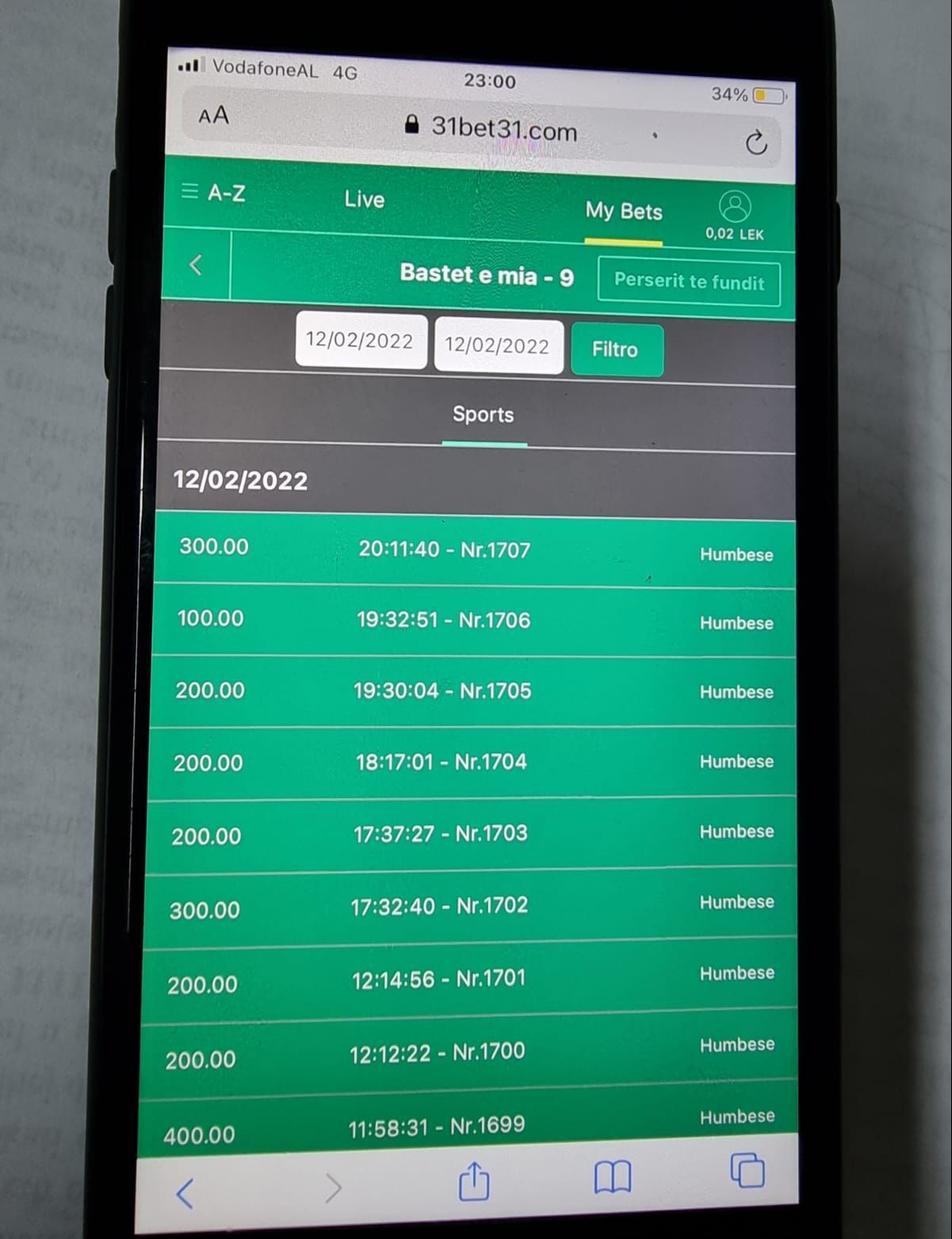 Ushtronin aktivitete të paligjshme të lojërave të fatit, dy në pranga