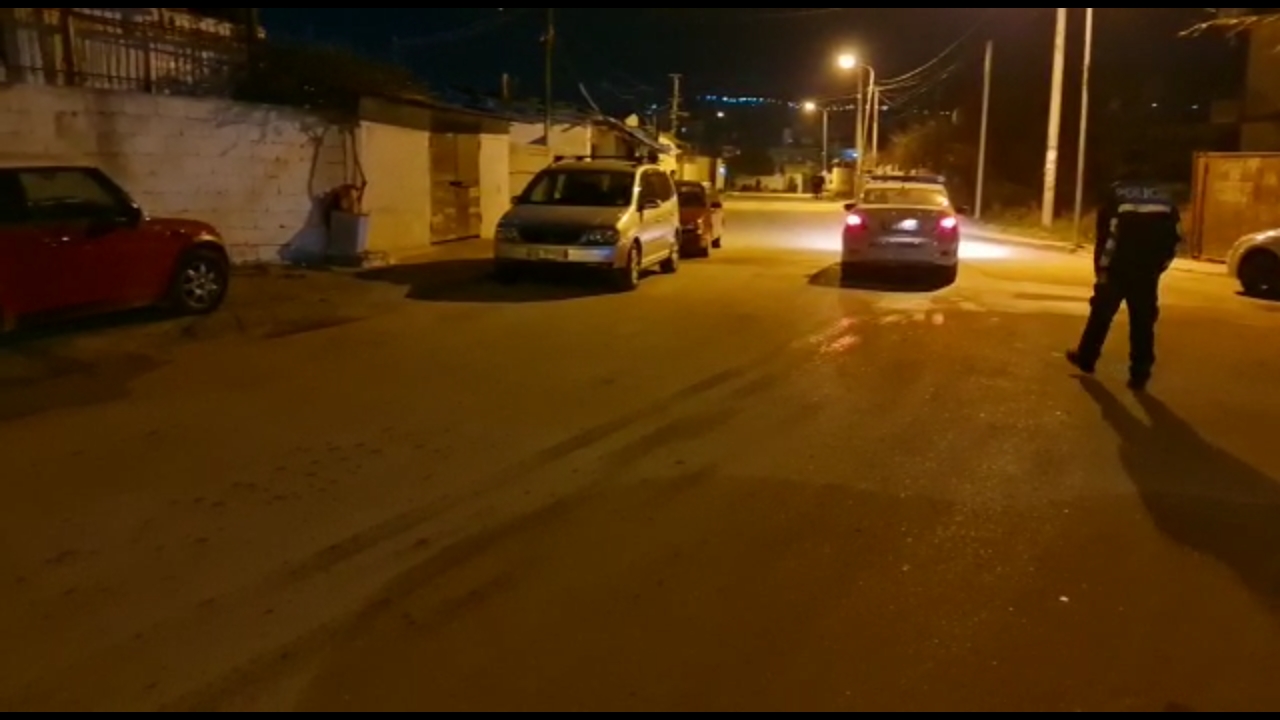 Të shtënat me armë tronditën qytetin, policia arreston të riun, kishte 5 ditë që kishte dalë nga burgu (EMRI+VIDEO)