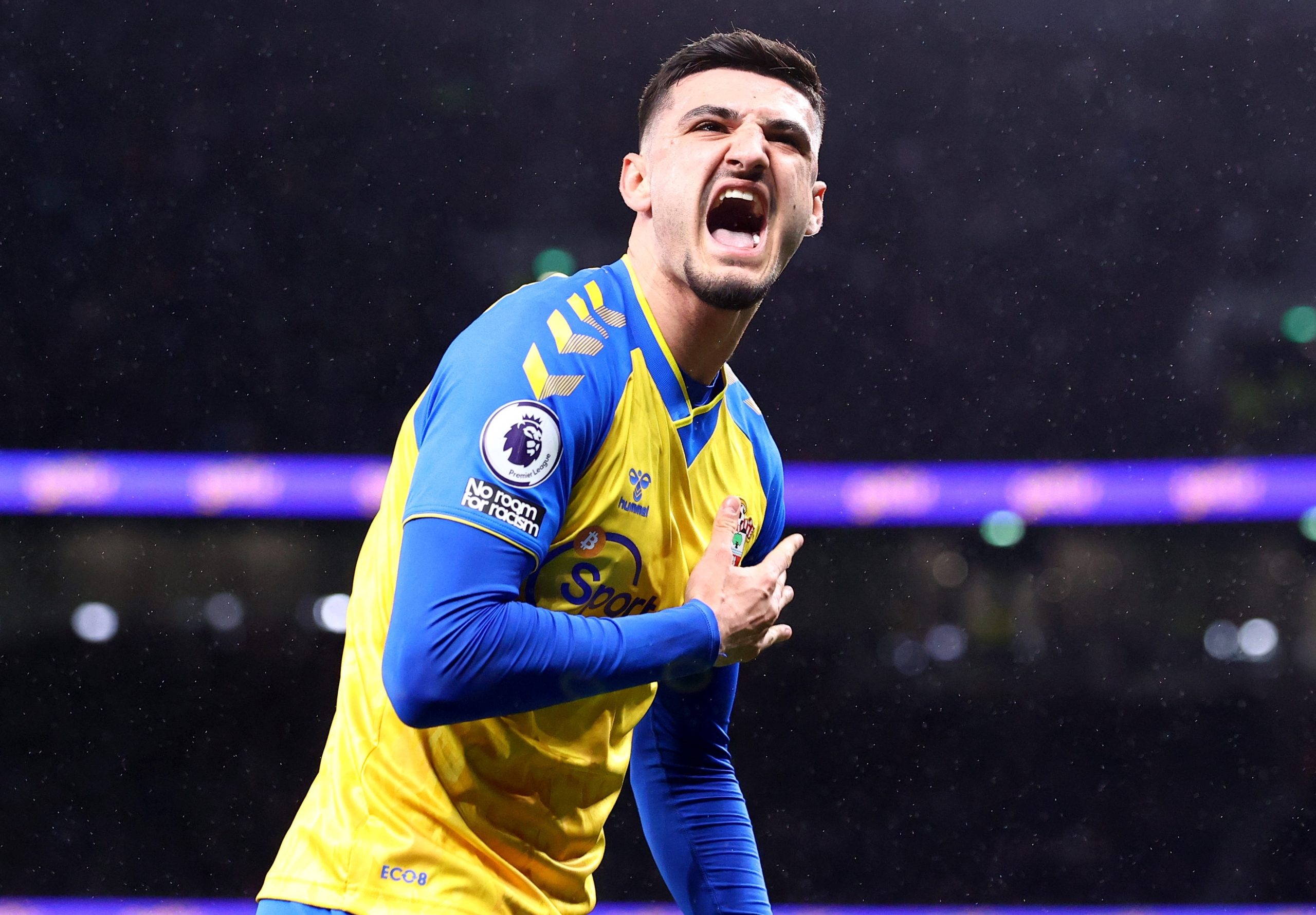 Armando Broja i dashuruar me Southampton, tifozët akoma edhe më shumë me sulmuesin shqiptar