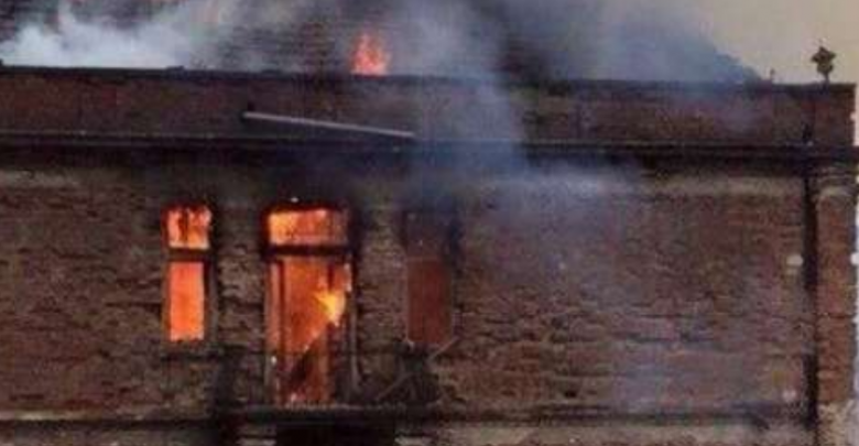 Shkrumbohet totalisht një godinë banimi, në të jetonin 4 familje