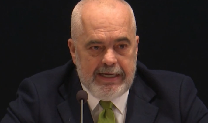 “O njisho, shih se na ikën paratë nëpër plehra”, Rama-komentuesit: Shpifësirë politike shifrash marramendëse