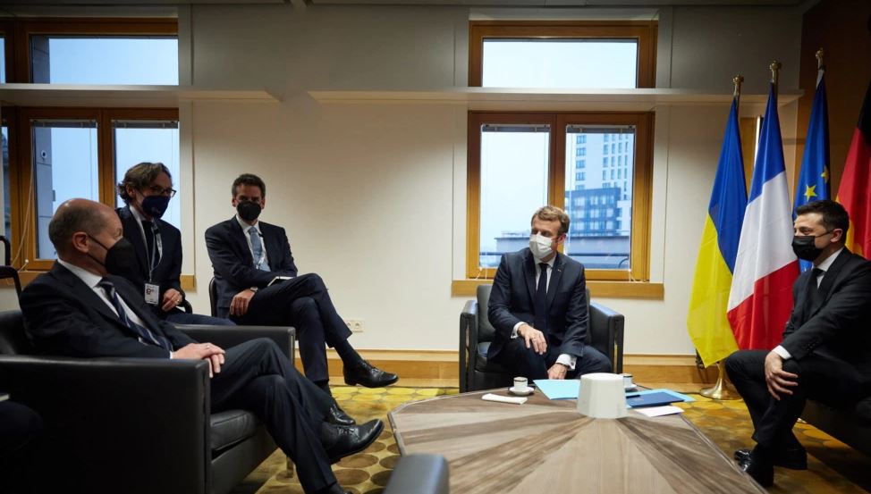 Presidenti Macron dhe Scholz pritet të udhëtojnë për në Moskë dhe Kiev