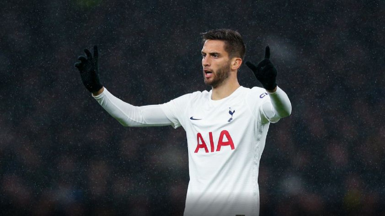 Gafa e Bentancur, fansat e Tottenhamit e “masakrojnë” në rrjet