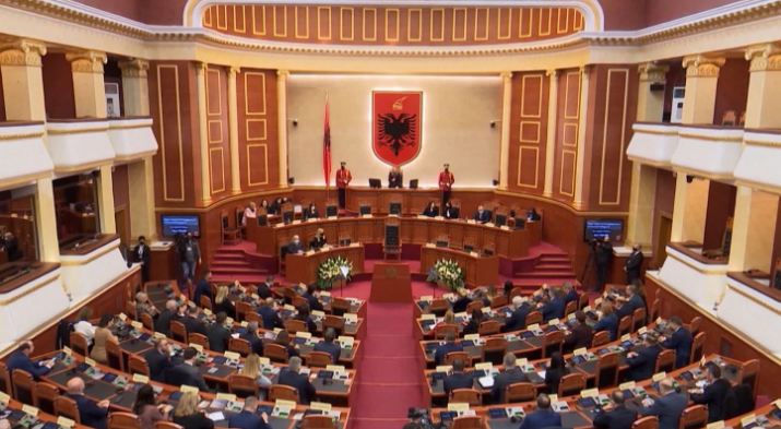 Vokshi dhe Noka kërkojnë interpelancë me Ballukun