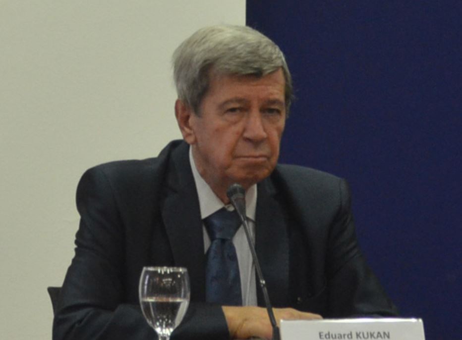 Ndahet nga jeta ish-eurodeputeti Eduard Kukan