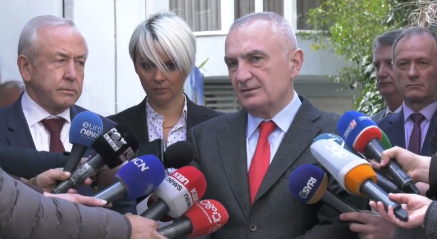 Pushtimi rus, Meta takon ambasadorin ukrainas: Vetëm rruga e dialogut në pozita të barabarta është zgjidhje për këtë situatë