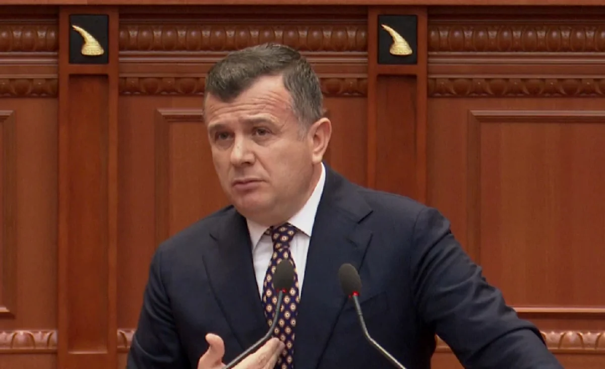 Kushtetuesja nuk shkarkoi Presidentin, Balla: Ilir Meta do të ikë pas 150 ditësh