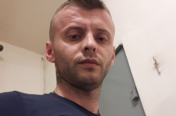 Ky është 32-vjeçari që ndërroi jetë pasi u qëllua me armë zjarri, ja çfarë thotë policia