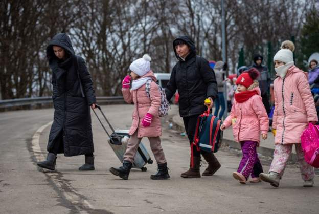 Ministrja gjermane: BE do të pranojë refugjatët që i ikin luftës në Ukrainë