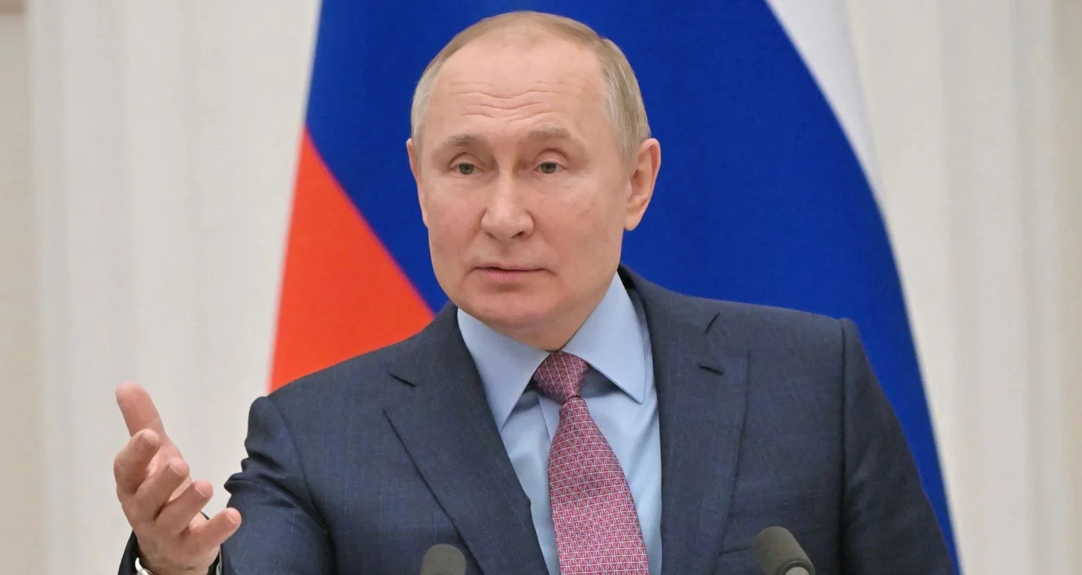 Niveli më i lartë/ Putin kalon në “gatishmëri të veçantë” forcën strategjike bërthamore