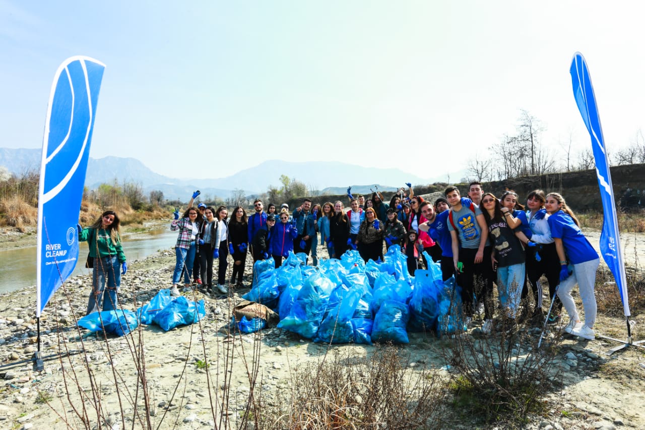 Aksioni i 34-rt i pastrimit në lumin Zezë, River Cleanup Albania largon 8.5 ton mbetje. Mbillen 100 fidanë plepa (FOTO)