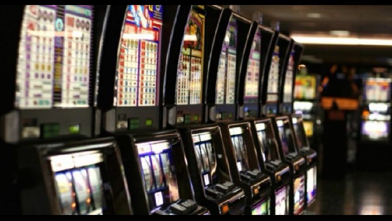 Zbulohet një njësi e lojërave të fatit, 6 të shoqëruar, sekuestrohen mjete dhe para cash