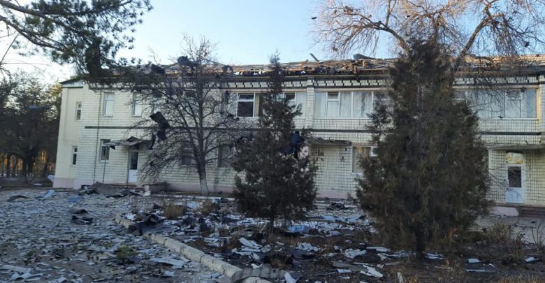 Rusët bombardojnë spitalin e fëmijëve në Ukrainë