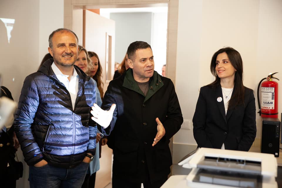 Ahmetaj dhe Soreca në shkollën e re të rindërtuar në Durrës, Sako: Pjesë e programit EU4Schools