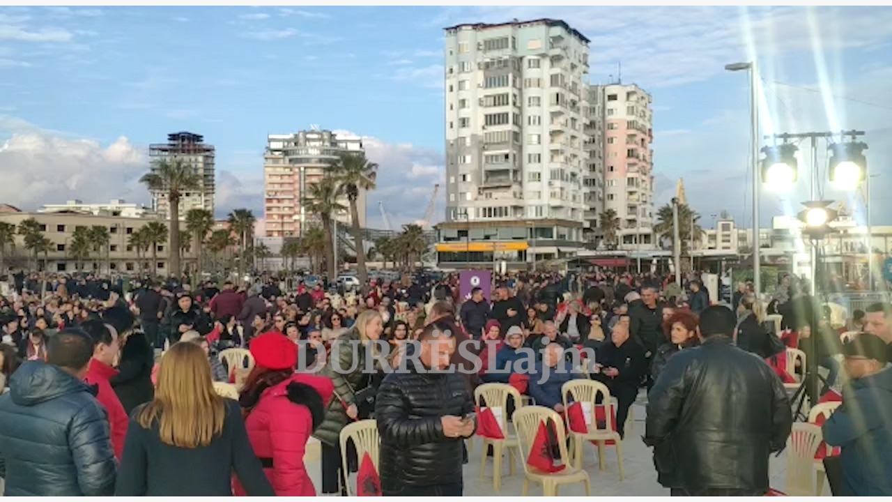 PS-ja mbyll sot fushatën për zgjedhjet e 6 marsit në Durrës, socialistët mblidhen në shëtitoren &#8220;Taulantia&#8221; (VIDEO)