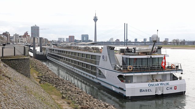 Hipi në anijen gjermane për t’i shpëtuar luftës, 18-vjeçarja ukrainase përdhunohet nga dy burra