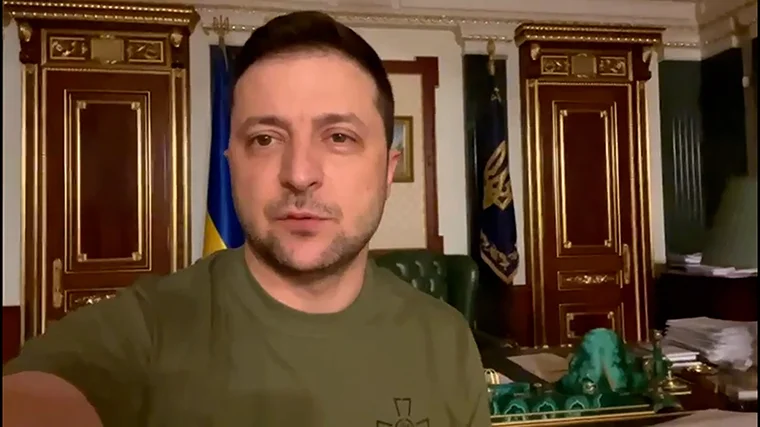Zelensky hedh poshtë akuzat se është arratisur nga Ukraina