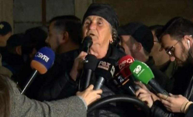 Nuk ndalet Nëna Liza, mesazh Ramës nga protesta: &#8220;Mos të të vijë turp nga ne, se&#8230;&#8221;