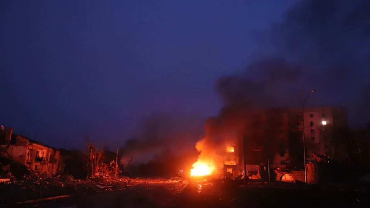 Rusia pushton qytetin kyç të Ukrainës jugore pas një jave lufte