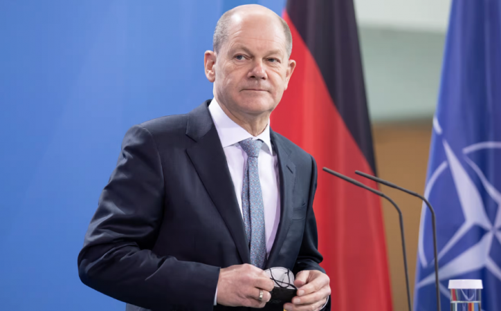 Scholz: NATO nuk do të ndërhyjë me forcë ushtarake në luftën në Ukrainë