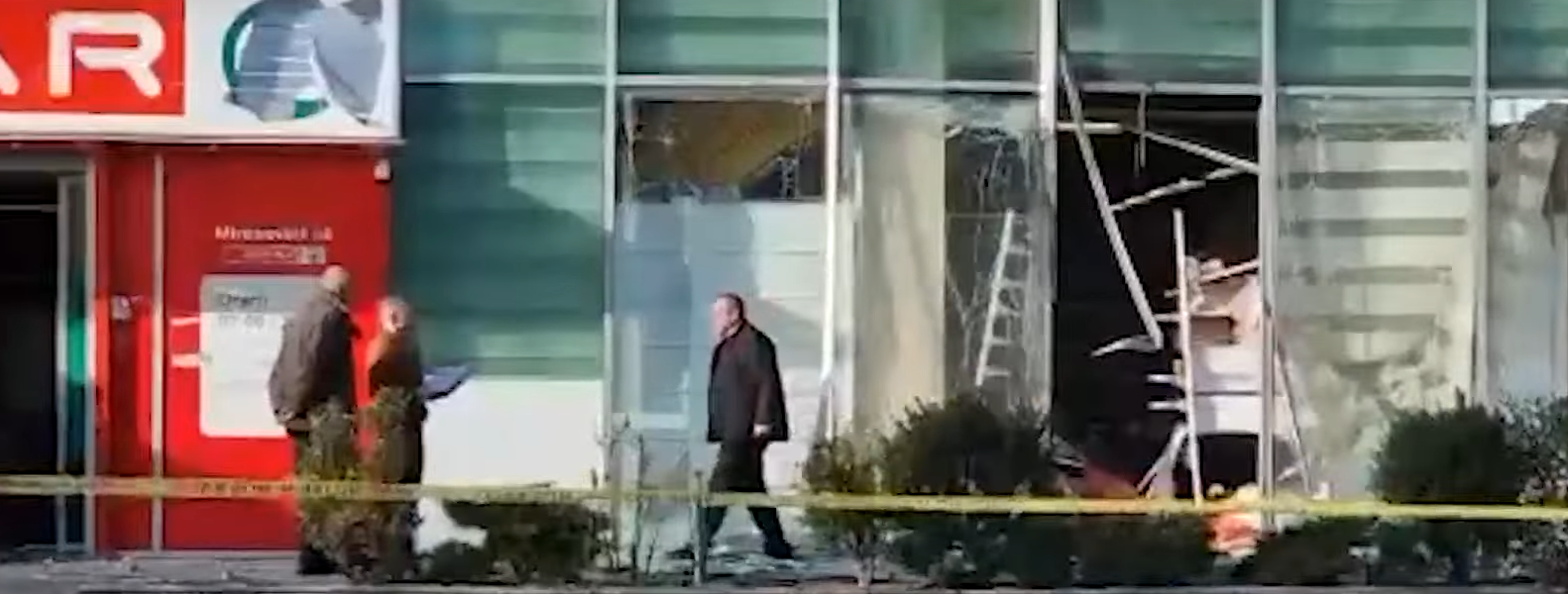 Dy shpërthime të fuqishme gjatë mesnatës, policia jep detaje se kujt iu vendos eksplozivi (EMRAT)