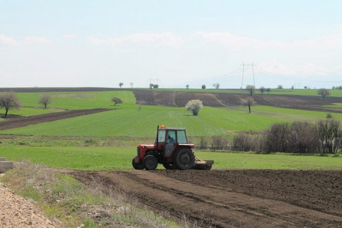 Toka e punueshme për frymë 0.2 ha, Shqipëria renditet e fundit në Europë