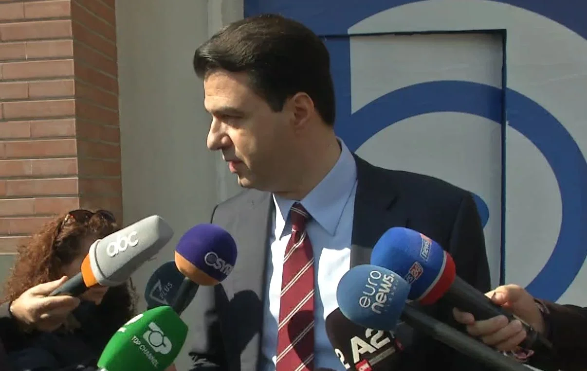 Basha: Jam gati të bëj çdo gjë në interesin më të mirë të PD-së