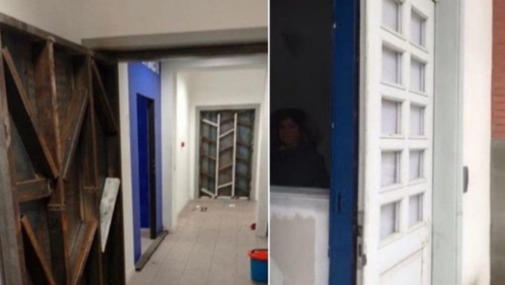 Hiqen dyert dhe dritaret e blinduara nga selia e PD, njëra peshon 350 kg (VIDEO)