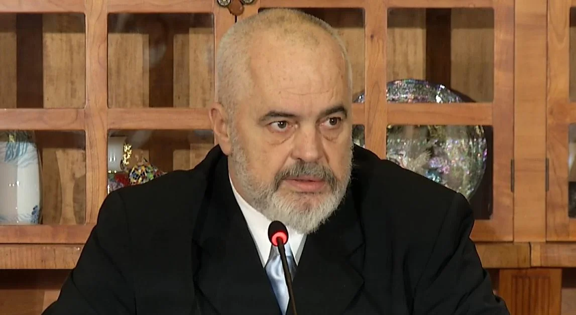 Rama, takim virtual me qytetarët për krizën e energjisë dhe impaktin e luftës mbi naftën