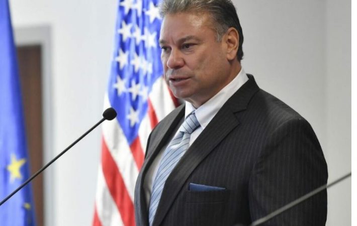 Escobar: Mali i Zi objektiv tërheqës për Moskën! SHBA dhe partnerët euroatlantikë të shtojnë masat kundër Putin