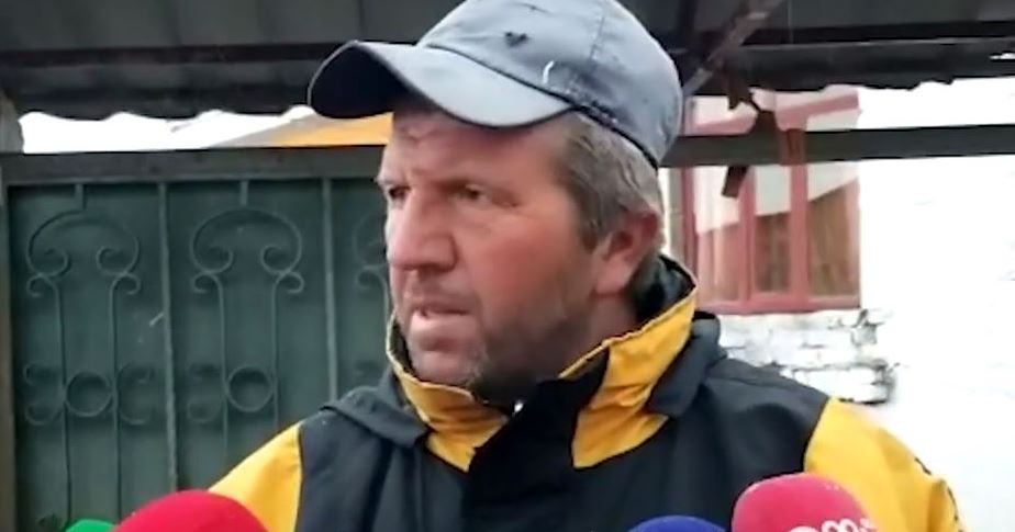 Vrau nusen dhe vjehrrën, flet vëllai i të dyshuarit: “U kisha thënë policëve, mos e lëshoni se do të bëjë ndonjë vrasje!”