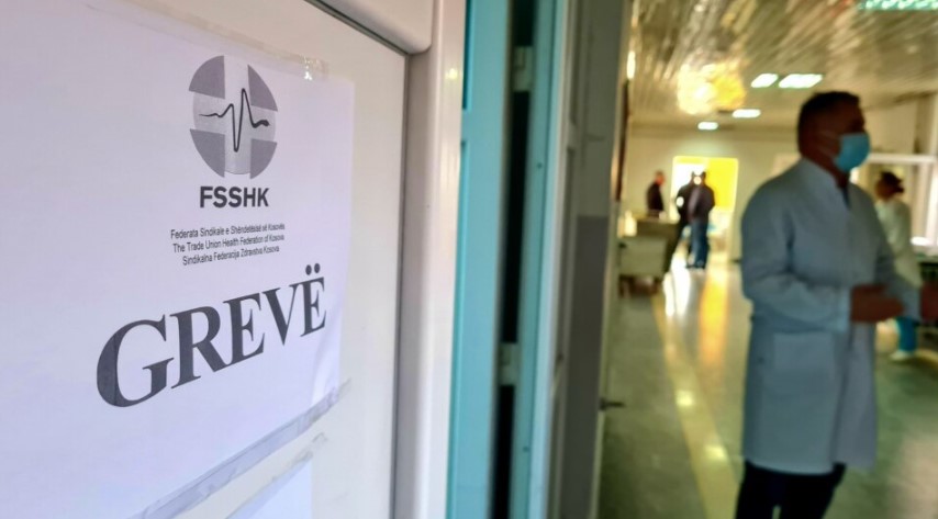 Priten protesta dhe greva për projektligjin e pagave, Kosova në rrezik nga shpërthimi i pakënaqësive sociale