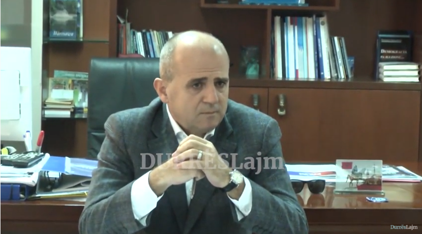 “Na ndëshkuan demokratët në 6 mars”, Hoti i del në krah Bashës: Nuk bëhet ik ti, hajde ti