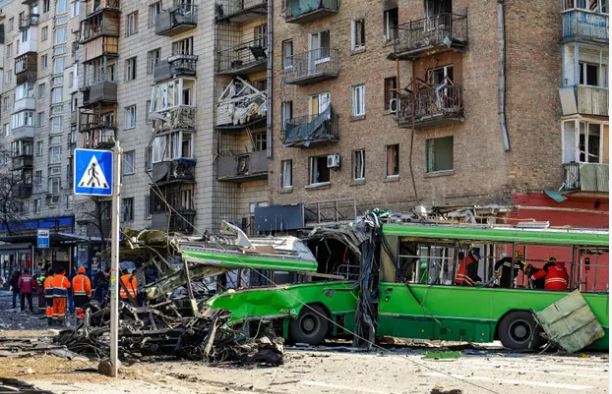 Dita e 20 e bombardimeve ruse, këshilltari i presidentit të Ukrainës zbulon skenarin: Ja kur pritet të mbarojë lufta