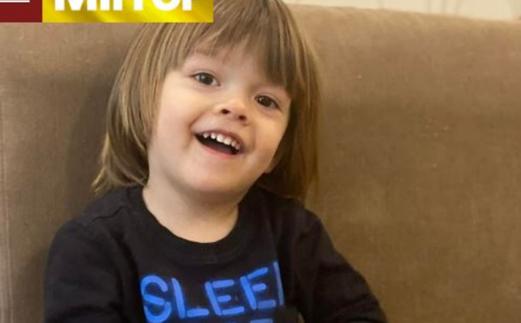 U larguan me varkë nga frika e sulmeve ruse, vogëlushi 4-vjeçar i zhdukur prej ditësh