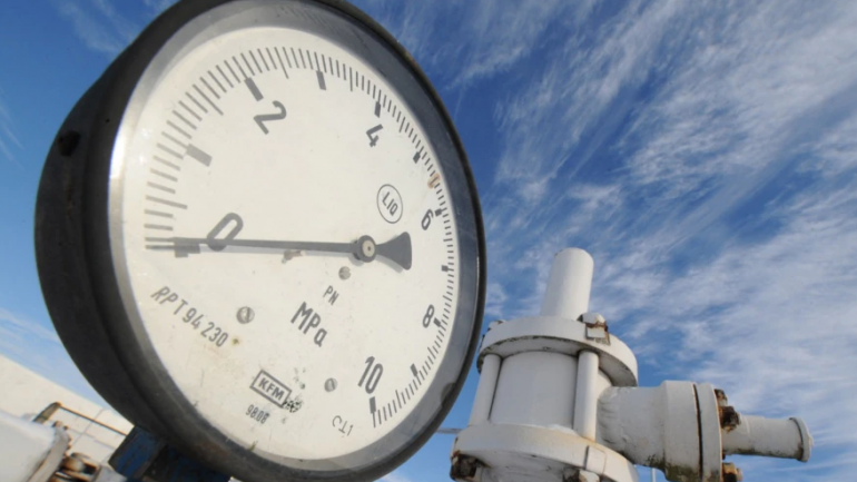 A mund të mbijetojë bota pa naftën dhe gazin rus?