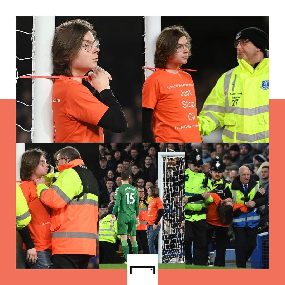 Pamje të frikshme nga Premier Liga, tifozi futet në fushë dhe tenton të mbysë veten