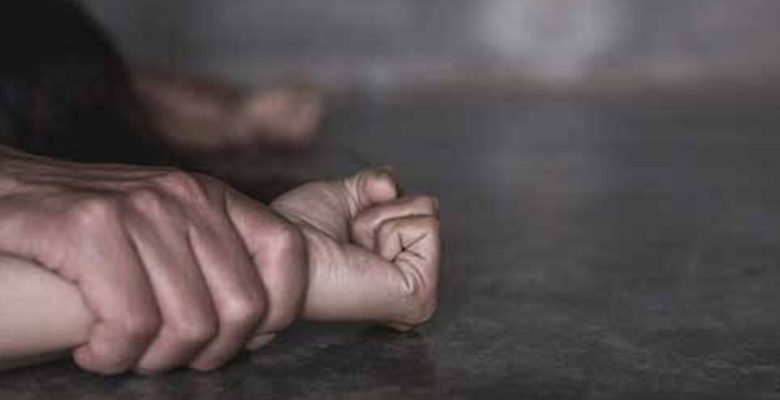 P*rdhunuan në grup një 18-vjeçare, arrestohen dy shqiptarët