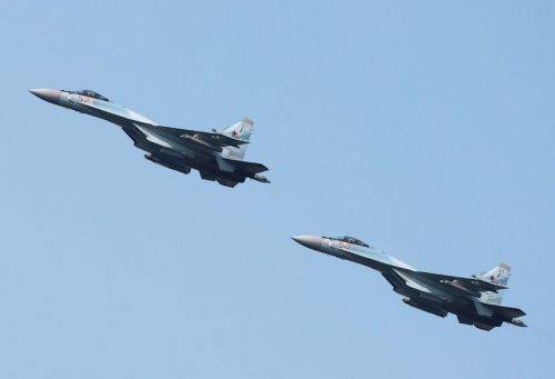 Britania e Madhe: Çdo avion rus që hyn në hapësirën tonë do jetë vepër penale ndaj Vladimir Putinit