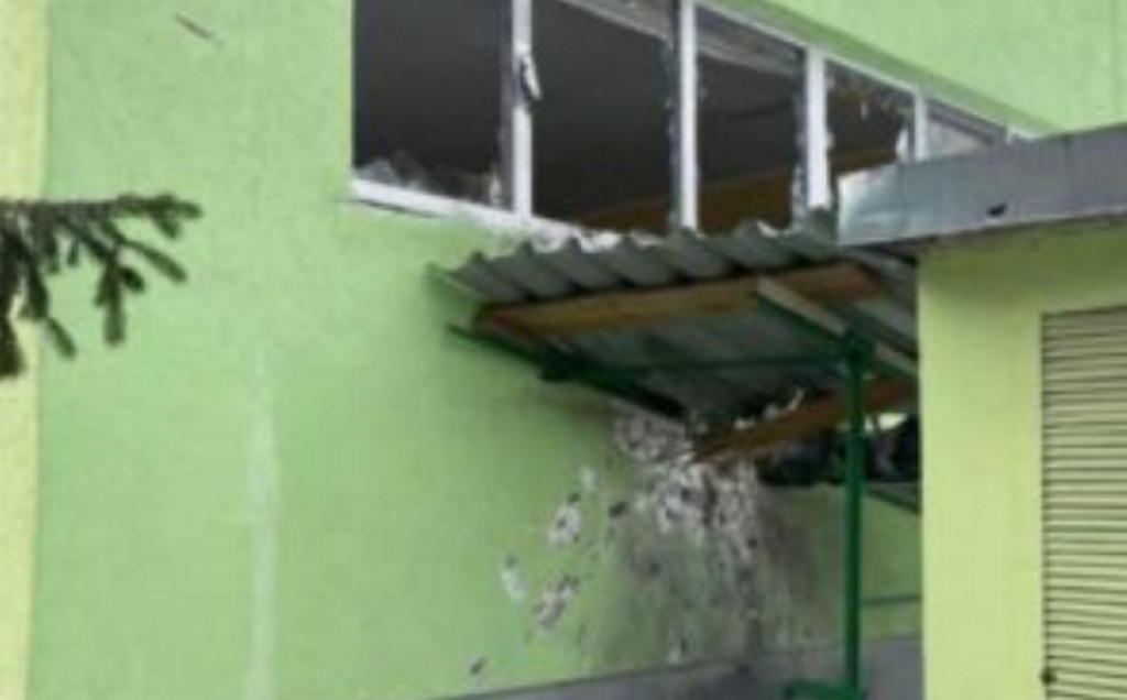 Bombardohet shkolla në Ukrainë, humb jetën nxënësi