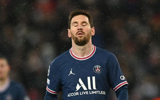 Shpenzimet kolosale nuk sollën Champions-in/ 1 miliard euro dëm, tifozët e PSG-së: Mesi shporru te Barça