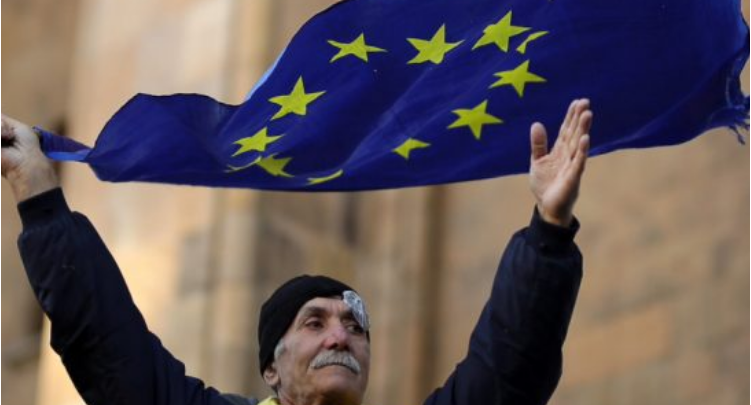 Pas Ukrainës, ky është shteti që do aplikojë nesër për t’u anëtarësuar në Bashkimin Europian