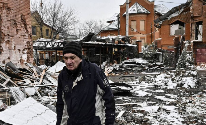 Rusia bombardonë një spital fëmijësh në Mariupol