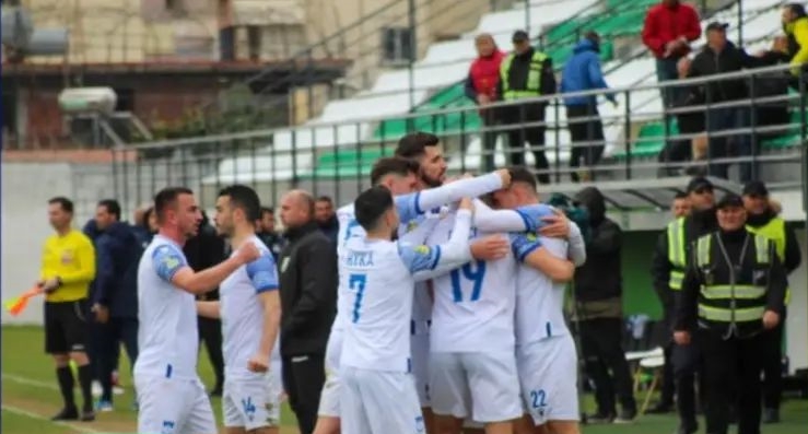 Teuta në stadiumin “Loro Boriçi” për sfidën ndaj Kastriotit