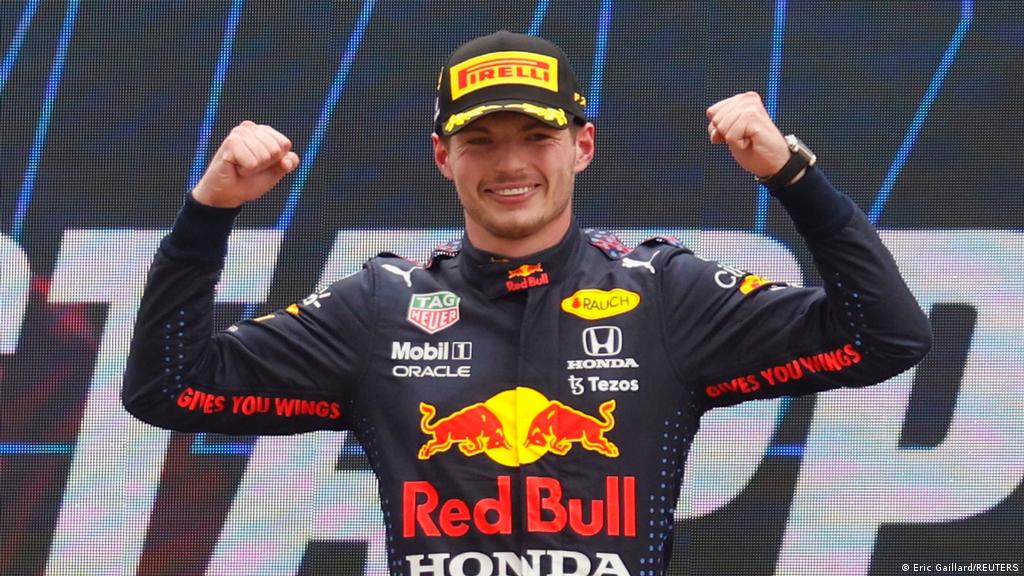 Verstappen rinovon dhe pasurohet me Red Bull