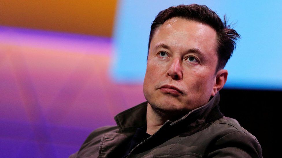 Njeriu më i pasur në botë, Elon Musk: “Jam i pastrehë, jetoj te shokët, nuk bëj pushime”