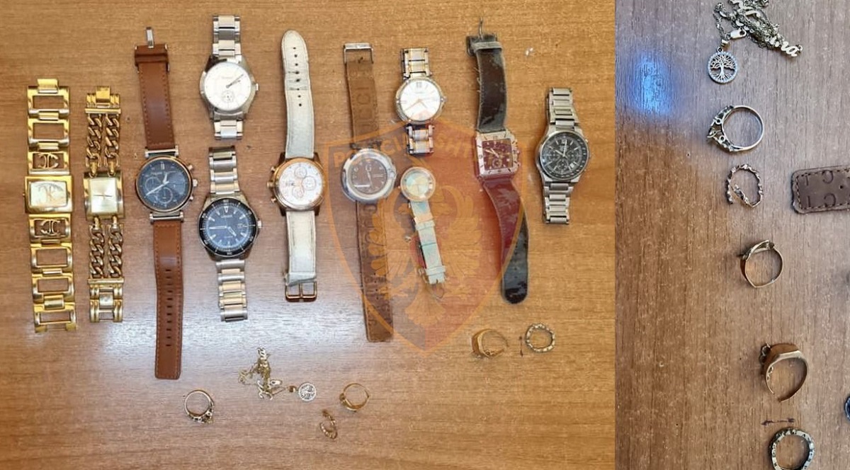 Vidhte bizhuteri në banesa dhe i shiste te “Dollari”, kapet 39-vjeçari